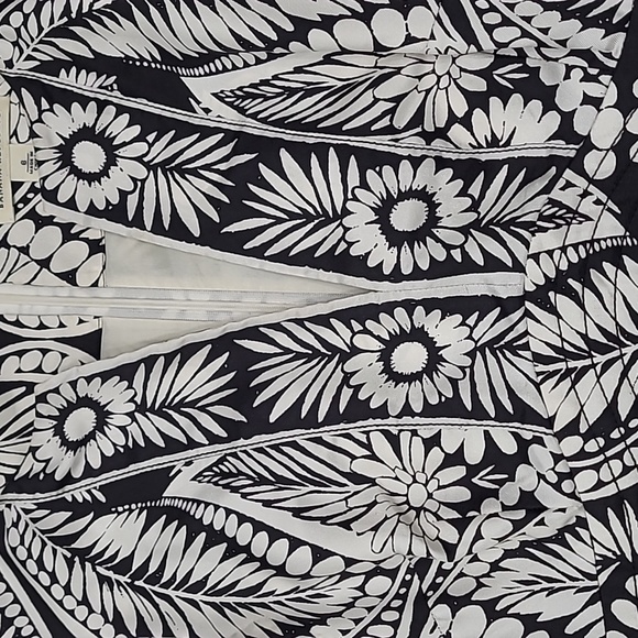 Banana Republic Sleeveless Printed Silk Dress Size 6 Black & White - Picture 2 of 14